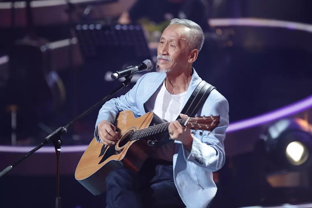 《中国好声音》引爆收视热点《说散就散》原唱现身成话题